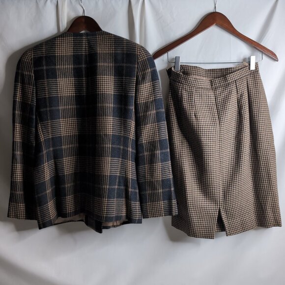 Aquascutum 2-Piece Suit Brown/Tan Houndstooth Skirt/Jacket 100% Wool, Size 8 - Picture 2 of 15